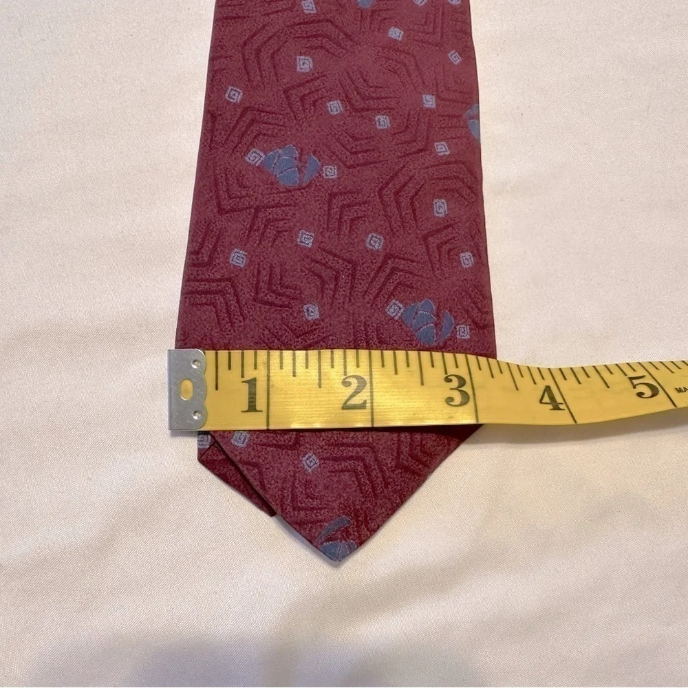 Vintage YSL Yves Saint Laurent Tie 100% Silk Red 56” x 3.5